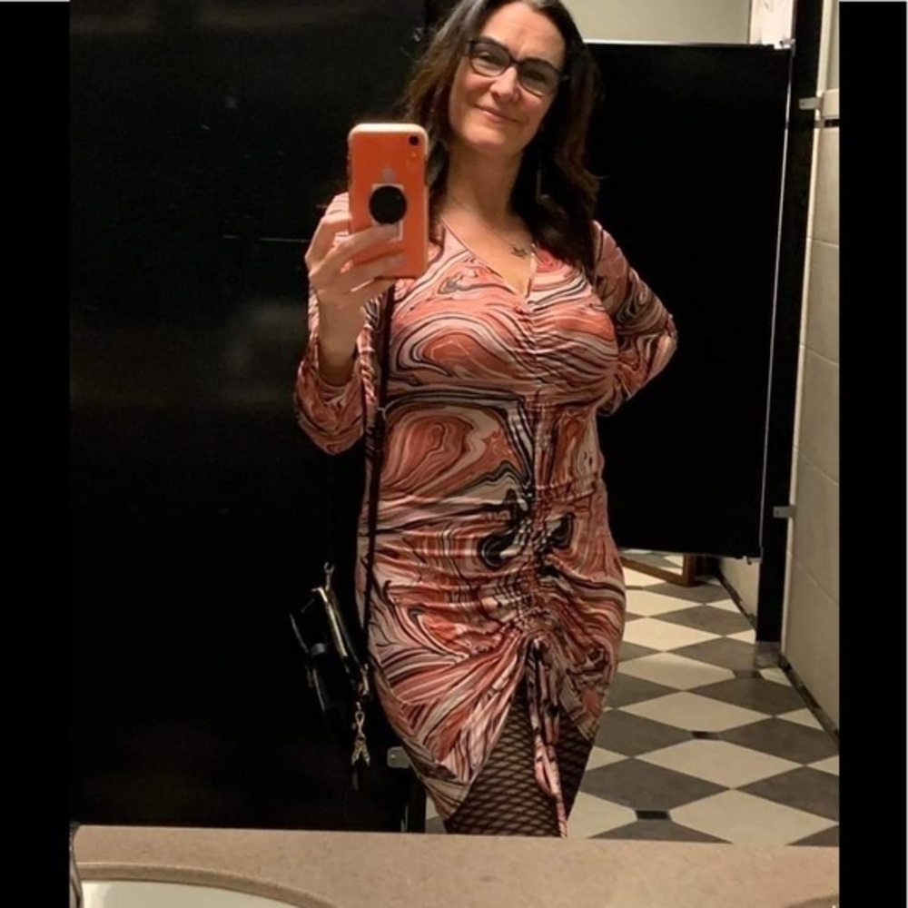 Marble Rushed dress - Picture 2 of 10